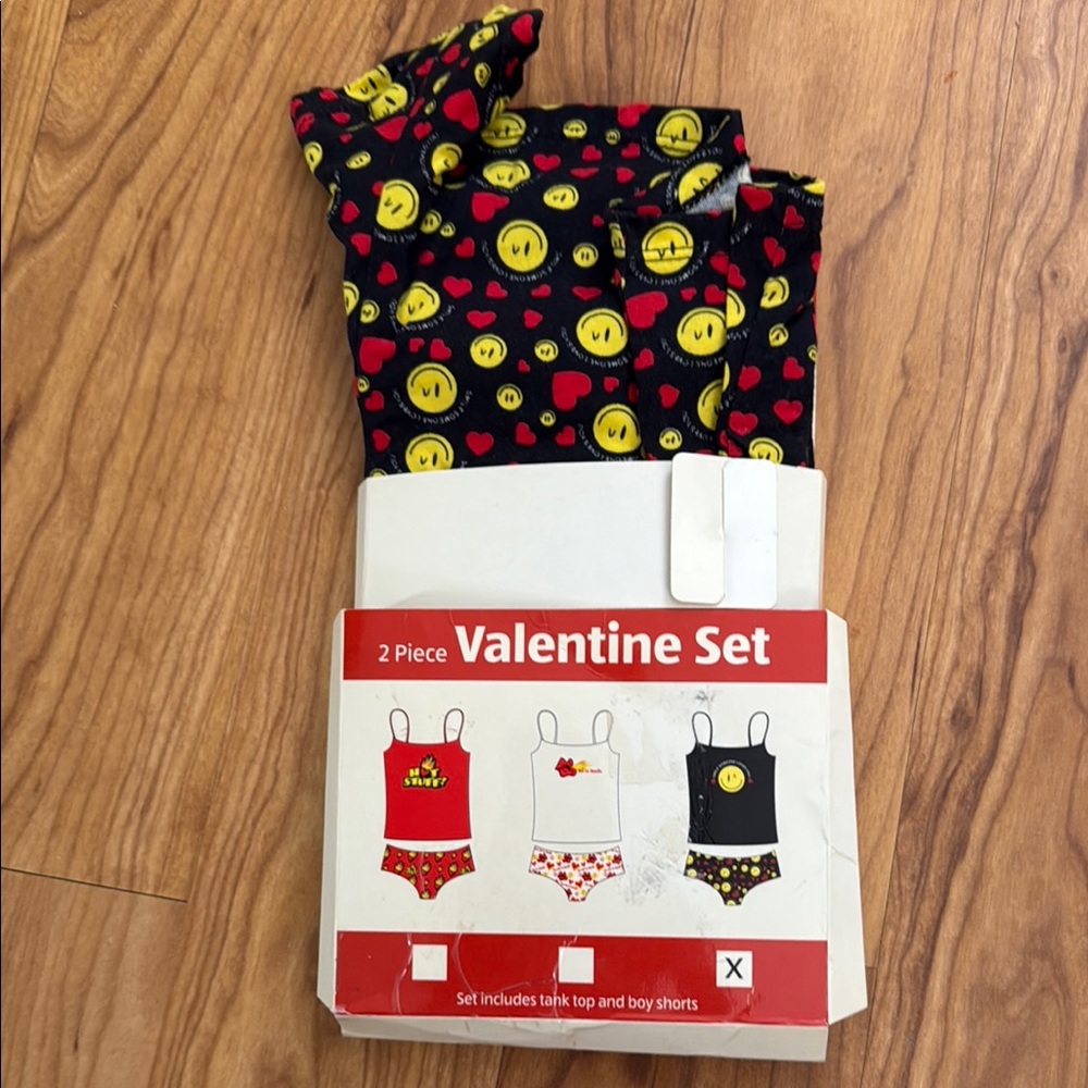 Valentine Set with Smiley Faces and Hearts